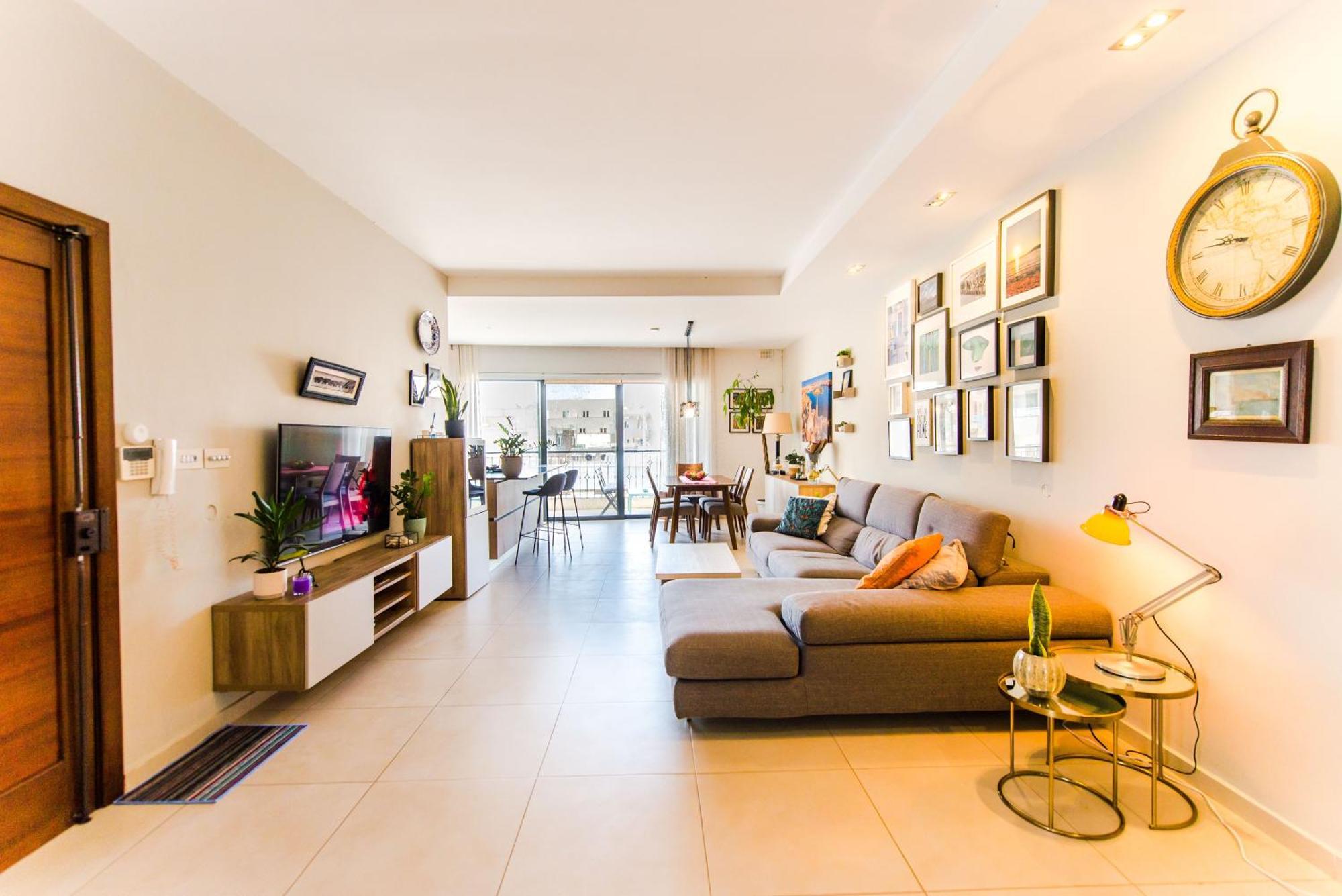 Mediterranean Abode - Spacious Apartment In Swieqi Is-Swieqi Exterior photo